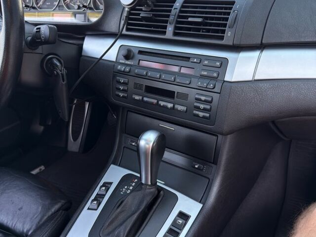 Серый БМВ 3 Серия, объемом двигателя 2.2 л и пробегом 222 тыс. км за 8200 $, фото 20 на Automoto.ua