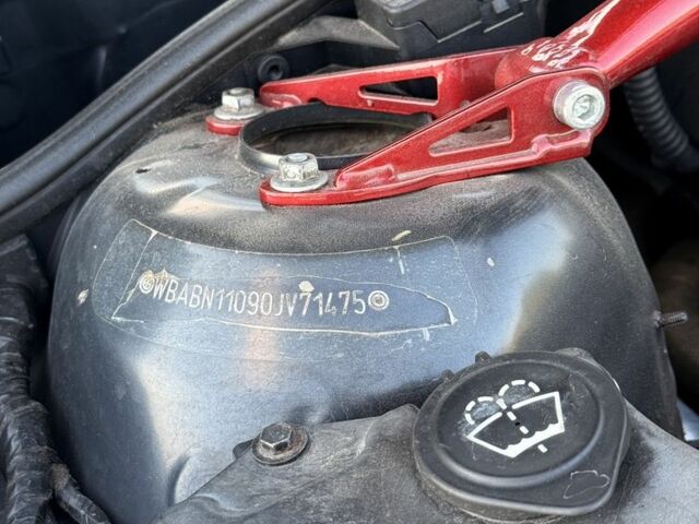 Серый БМВ 3 Серия, объемом двигателя 2.2 л и пробегом 222 тыс. км за 8200 $, фото 12 на Automoto.ua