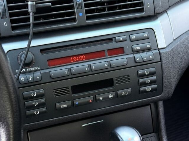 Серый БМВ 3 Серия, объемом двигателя 2.2 л и пробегом 222 тыс. км за 8200 $, фото 16 на Automoto.ua