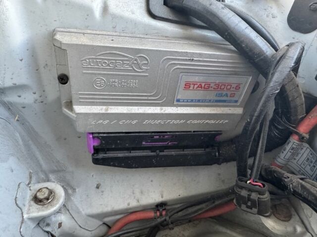 Серый БМВ 3 Серия, объемом двигателя 0 л и пробегом 250 тыс. км за 2000 $, фото 2 на Automoto.ua