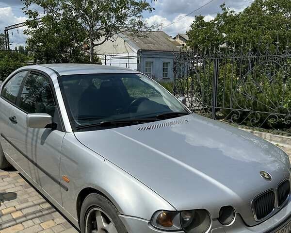 Серый БМВ 3 Серия, объемом двигателя 2 л и пробегом 550 тыс. км за 4800 $, фото 1 на Automoto.ua