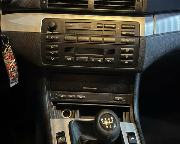 Сірий БМВ 3 Серія, об'ємом двигуна 2 л та пробігом 390 тис. км за 6499 $, фото 38 на Automoto.ua