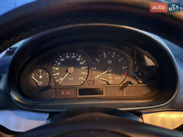 Сірий БМВ 3 Серія, об'ємом двигуна 2 л та пробігом 390 тис. км за 6499 $, фото 41 на Automoto.ua