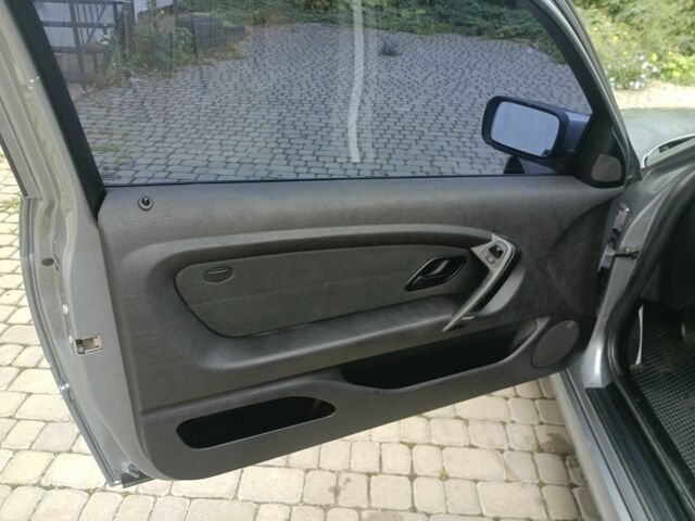 Сірий БМВ 3 Серія, об'ємом двигуна 1.8 л та пробігом 200 тис. км за 4200 $, фото 13 на Automoto.ua