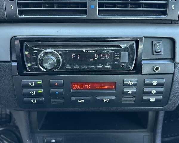 Серый БМВ 3 Серия, объемом двигателя 1.8 л и пробегом 381 тыс. км за 2950 $, фото 7 на Automoto.ua