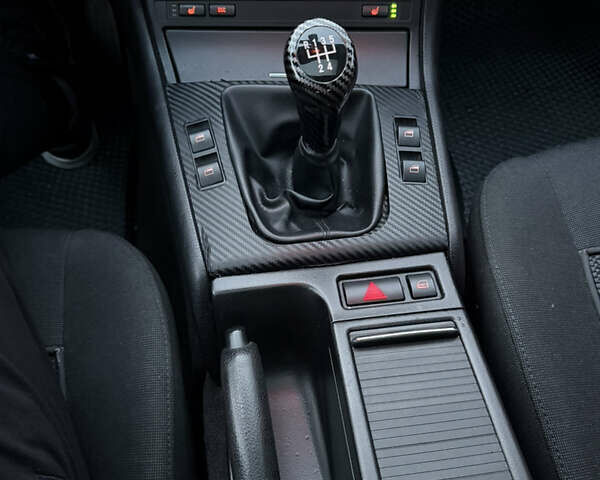 Серый БМВ 3 Серия, объемом двигателя 2 л и пробегом 181 тыс. км за 10000 $, фото 7 на Automoto.ua