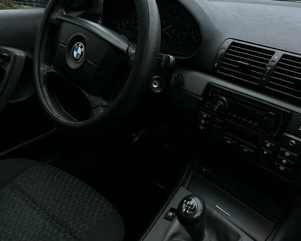 Серый БМВ 3 Серия, объемом двигателя 1.8 л и пробегом 321 тыс. км за 3350 $, фото 13 на Automoto.ua