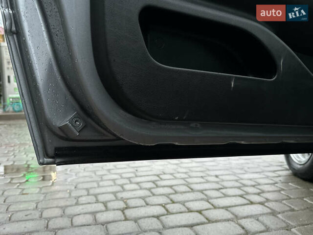 Серый БМВ 3 Серия, объемом двигателя 1.8 л и пробегом 321 тыс. км за 3350 $, фото 15 на Automoto.ua