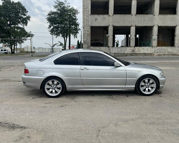 Серый БМВ 3 Серия, объемом двигателя 2 л и пробегом 320 тыс. км за 6300 $, фото 5 на Automoto.ua