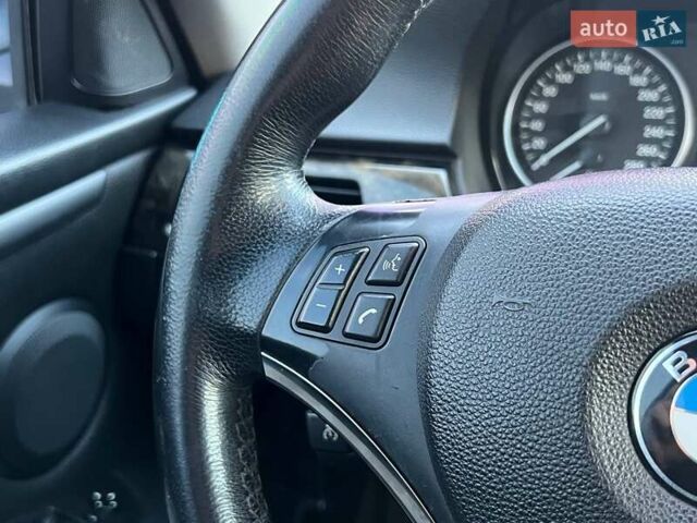 Серый БМВ 3 Серия, объемом двигателя 2.5 л и пробегом 198 тыс. км за 8990 $, фото 16 на Automoto.ua