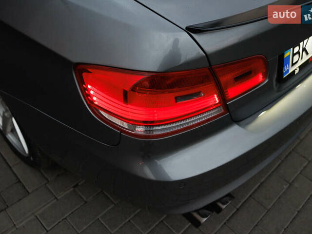 БМВ 3 Серія 2007 у Дубно на Automoto.ua Сірий БМВ 3 Серія, об'ємом двигуна 2.99 л та пробігом 230 тис. км за 12000 $, фото 29 на Automoto.ua