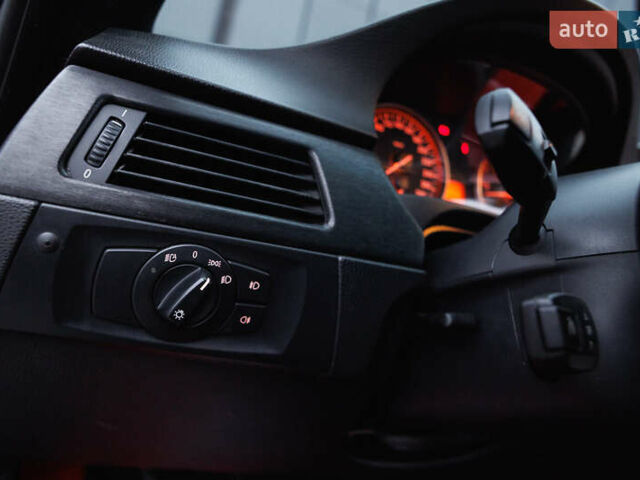 БМВ 3 Серія 2007 у Дубно на Automoto.ua Сірий БМВ 3 Серія, об'ємом двигуна 2.99 л та пробігом 230 тис. км за 12000 $, фото 52 на Automoto.ua