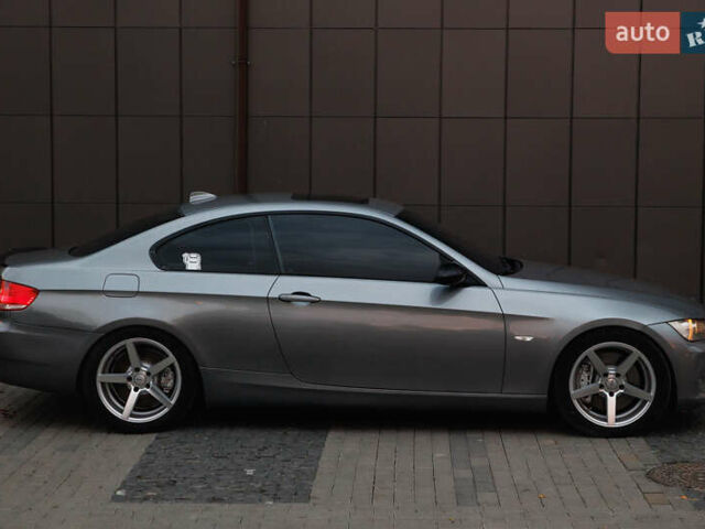 БМВ 3 Серія 2007 у Дубно на Automoto.ua Сірий БМВ 3 Серія, об'ємом двигуна 2.99 л та пробігом 230 тис. км за 12000 $, фото 32 на Automoto.ua