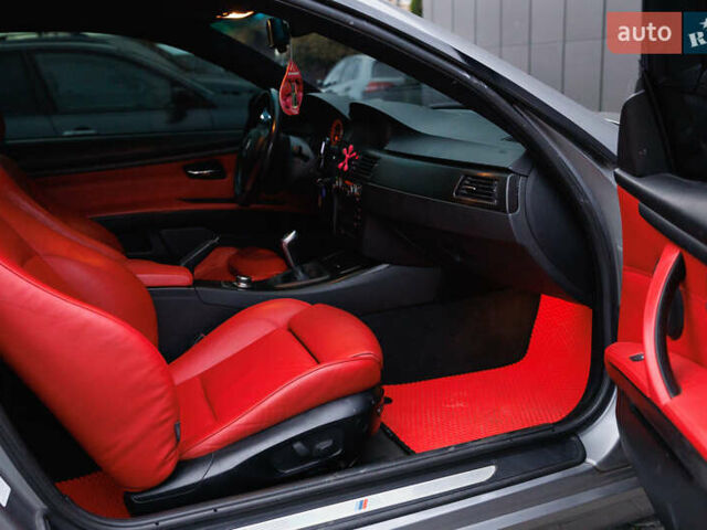 БМВ 3 Серія 2007 у Дубно на Automoto.ua Сірий БМВ 3 Серія, об'ємом двигуна 2.99 л та пробігом 230 тис. км за 12000 $, фото 40 на Automoto.ua