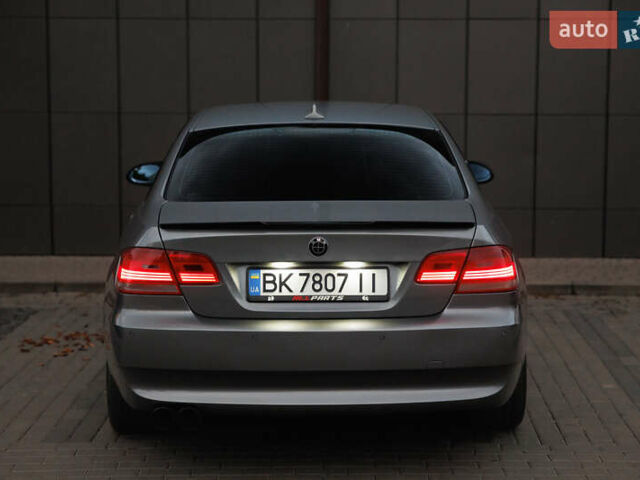 БМВ 3 Серія 2007 у Дубно на Automoto.ua Сірий БМВ 3 Серія, об'ємом двигуна 2.99 л та пробігом 230 тис. км за 12000 $, фото 19 на Automoto.ua