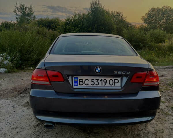 Серый БМВ 3 Серия, объемом двигателя 2 л и пробегом 243 тыс. км за 9300 $, фото 14 на Automoto.ua