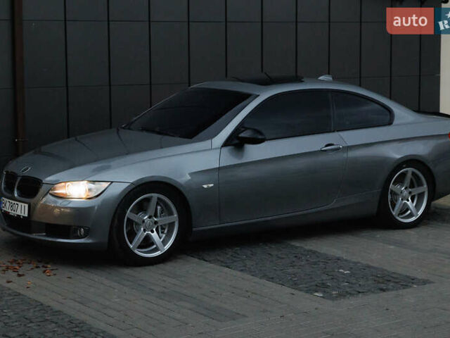 БМВ 3 Серія 2007 у Дубно на Automoto.ua Сірий БМВ 3 Серія, об'ємом двигуна 2.99 л та пробігом 230 тис. км за 12000 $, фото 15 на Automoto.ua