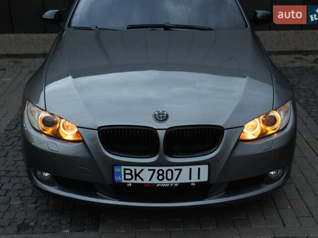 БМВ 3 Серія 2007 у Дубно на Automoto.ua Сірий БМВ 3 Серія, об'ємом двигуна 2.99 л та пробігом 230 тис. км за 12000 $, фото 9 на Automoto.ua