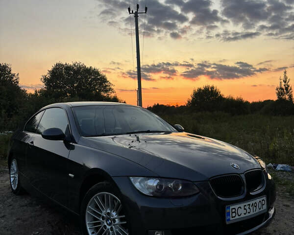 Серый БМВ 3 Серия, объемом двигателя 2 л и пробегом 243 тыс. км за 9300 $, фото 13 на Automoto.ua