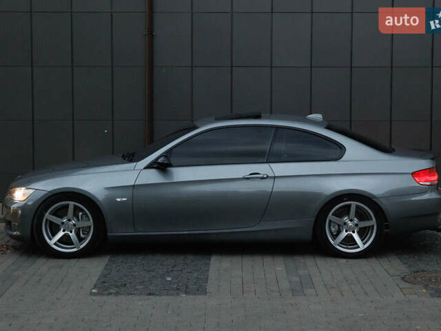 БМВ 3 Серія 2007 у Дубно на Automoto.ua Сірий БМВ 3 Серія, об'ємом двигуна 2.99 л та пробігом 230 тис. км за 12000 $, фото 13 на Automoto.ua