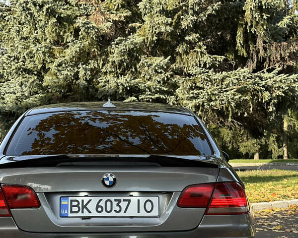 Сірий БМВ 3 Серія, об'ємом двигуна 2 л та пробігом 280 тис. км за 7900 $, фото 35 на Automoto.ua