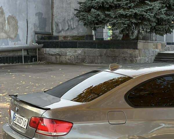 Сірий БМВ 3 Серія, об'ємом двигуна 2 л та пробігом 280 тис. км за 7900 $, фото 30 на Automoto.ua