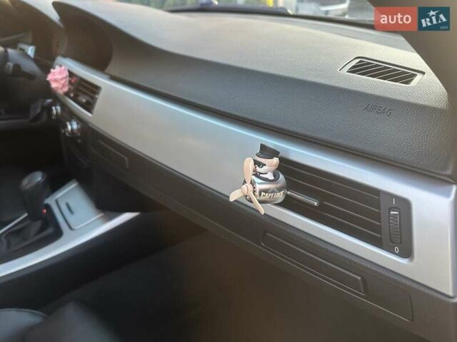 Сірий БМВ 3 Серія, об'ємом двигуна 2 л та пробігом 337 тис. км за 10300 $, фото 12 на Automoto.ua