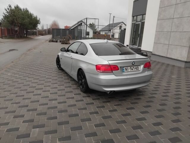 Серый БМВ 3 Серия, объемом двигателя 3 л и пробегом 198 тыс. км за 5000 $, фото 7 на Automoto.ua