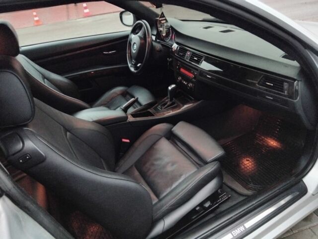 Серый БМВ 3 Серия, объемом двигателя 3 л и пробегом 198 тыс. км за 5000 $, фото 9 на Automoto.ua