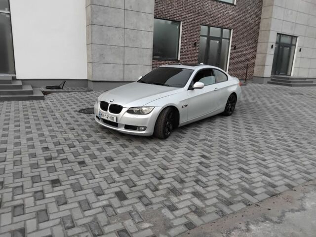 Серый БМВ 3 Серия, объемом двигателя 3 л и пробегом 198 тыс. км за 5500 $, фото 1 на Automoto.ua