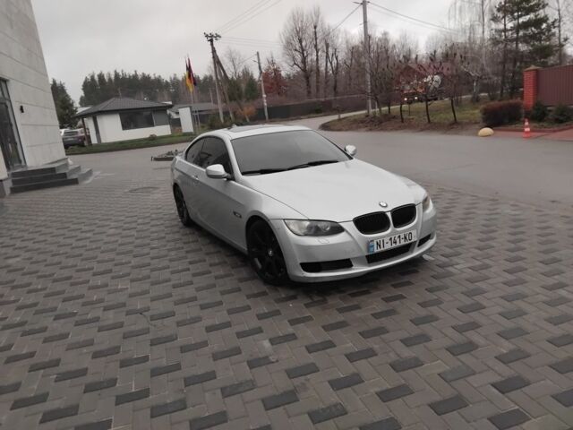 Серый БМВ 3 Серия, объемом двигателя 3 л и пробегом 198 тыс. км за 5000 $, фото 3 на Automoto.ua