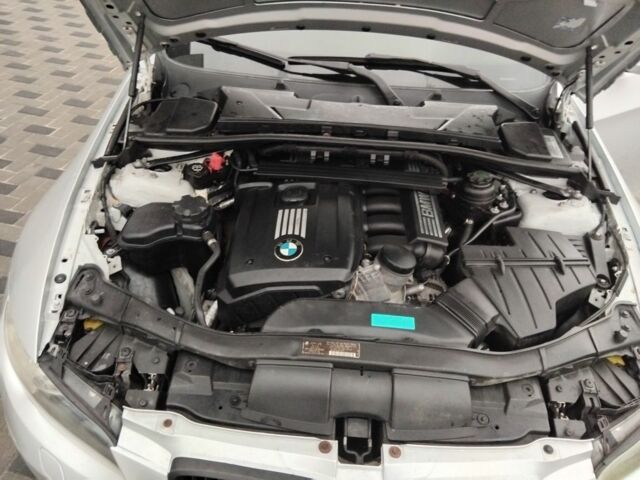 Серый БМВ 3 Серия, объемом двигателя 3 л и пробегом 198 тыс. км за 5000 $, фото 14 на Automoto.ua