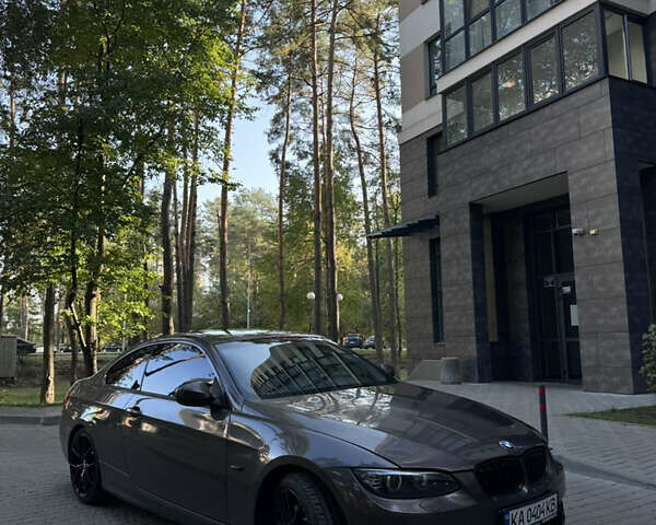 Серый БМВ 3 Серия, объемом двигателя 2.98 л и пробегом 168 тыс. км за 12200 $, фото 1 на Automoto.ua
