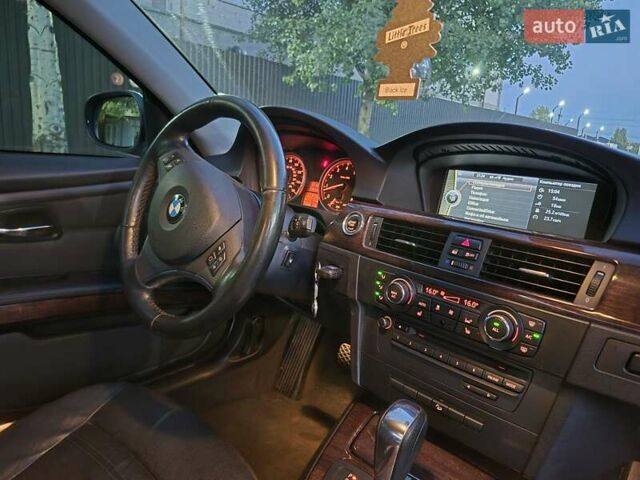 Сірий БМВ 3 Серія, об'ємом двигуна 3 л та пробігом 228 тис. км за 10199 $, фото 4 на Automoto.ua