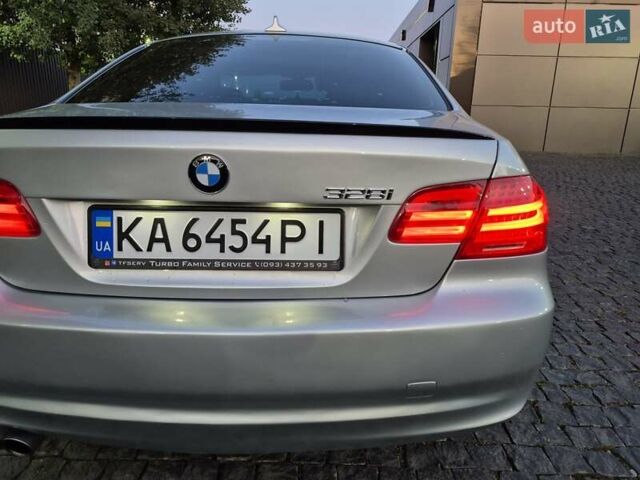 Сірий БМВ 3 Серія, об'ємом двигуна 3 л та пробігом 228 тис. км за 10199 $, фото 2 на Automoto.ua