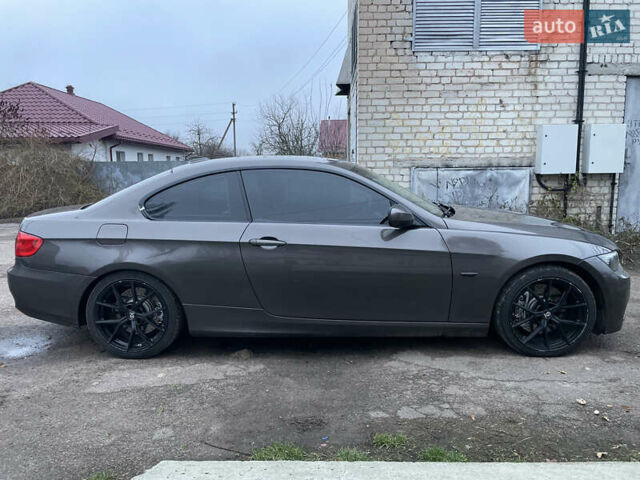 Серый БМВ 3 Серия, объемом двигателя 2.98 л и пробегом 168 тыс. км за 11700 $, фото 4 на Automoto.ua