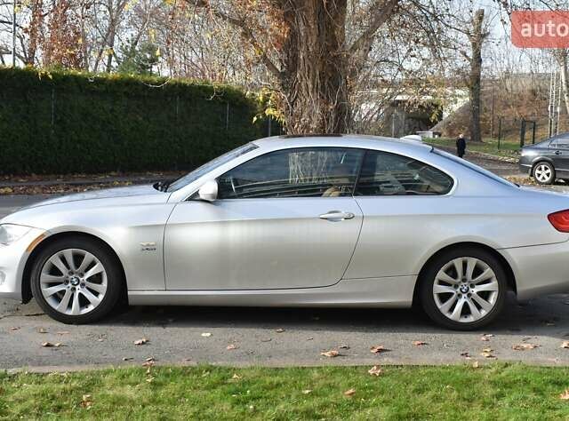 Серый БМВ 3 Серия, объемом двигателя 3 л и пробегом 132 тыс. км за 8400 $, фото 2 на Automoto.ua
