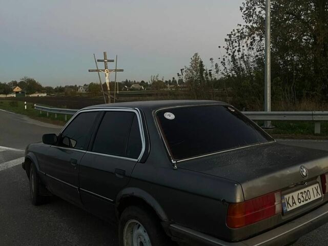 Серый БМВ 3 Серия, объемом двигателя 2 л и пробегом 400 тыс. км за 1300 $, фото 6 на Automoto.ua