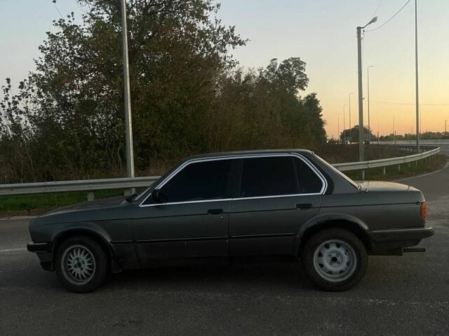 Серый БМВ 3 Серия, объемом двигателя 2 л и пробегом 400 тыс. км за 1300 $, фото 1 на Automoto.ua