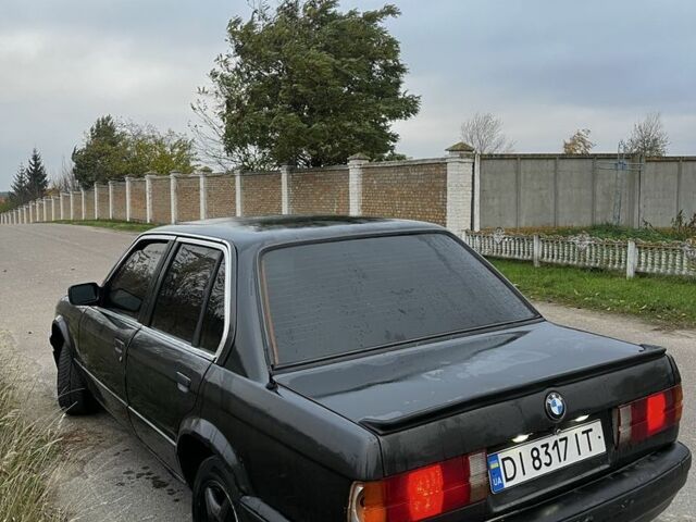 Серый БМВ 3 Серия, объемом двигателя 1.8 л и пробегом 300 тыс. км за 951 $, фото 3 на Automoto.ua