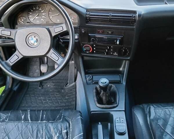 Сірий БМВ 3 Серія, об'ємом двигуна 1.78 л та пробігом 440 тис. км за 2000 $, фото 13 на Automoto.ua