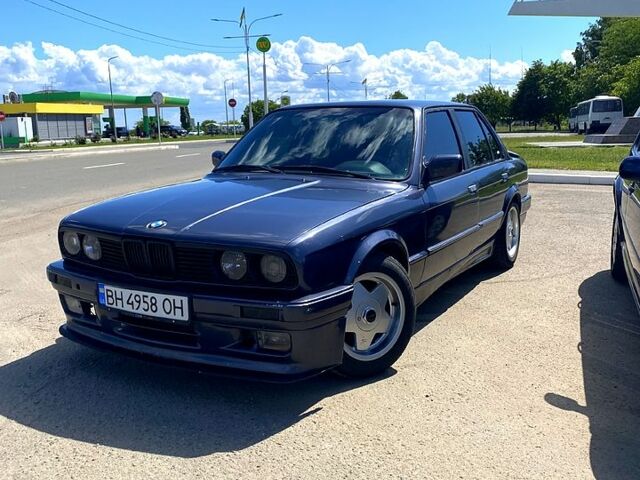 Сірий БМВ 3 Серія, об'ємом двигуна 1.8 л та пробігом 269 тис. км за 2900 $, фото 1 на Automoto.ua