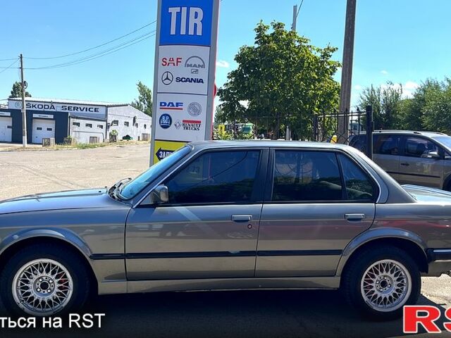 Серый БМВ 3 Серия, объемом двигателя 2.4 л и пробегом 273 тыс. км за 4500 $, фото 2 на Automoto.ua