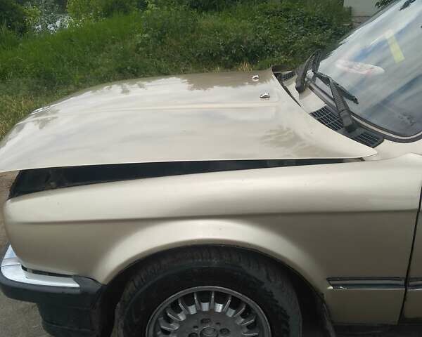 Серый БМВ 3 Серия, объемом двигателя 1.8 л и пробегом 450 тыс. км за 1800 $, фото 13 на Automoto.ua