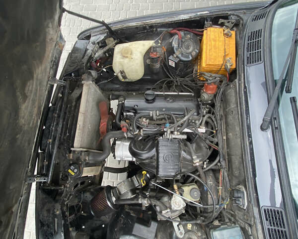 Серый БМВ 3 Серия, объемом двигателя 1.8 л и пробегом 50 тыс. км за 3000 $, фото 8 на Automoto.ua