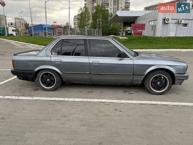 Сірий БМВ 3 Серія, об'ємом двигуна 0 л та пробігом 349 тис. км за 2100 $, фото 5 на Automoto.ua