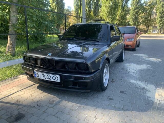 Серый БМВ 3 Серия, объемом двигателя 2.5 л и пробегом 3 тыс. км за 3000 $, фото 2 на Automoto.ua