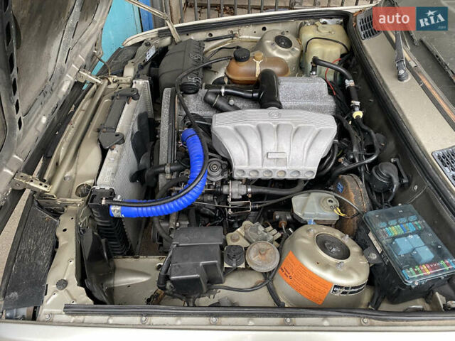 Сірий БМВ 3 Серія, об'ємом двигуна 2.44 л та пробігом 380 тис. км за 1700 $, фото 27 на Automoto.ua