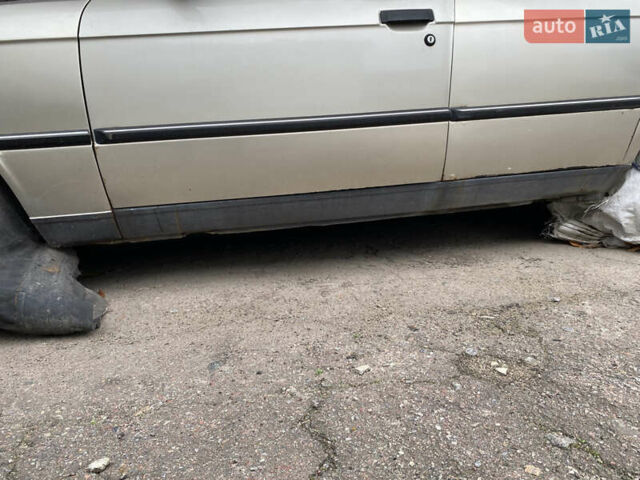 Сірий БМВ 3 Серія, об'ємом двигуна 2.44 л та пробігом 380 тис. км за 1700 $, фото 13 на Automoto.ua