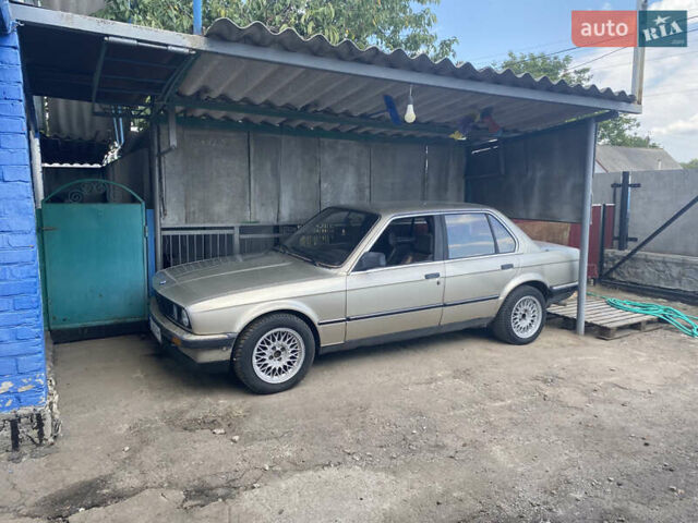 Сірий БМВ 3 Серія, об'ємом двигуна 2.44 л та пробігом 380 тис. км за 1700 $, фото 2 на Automoto.ua